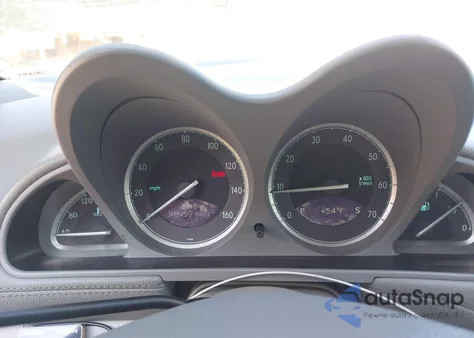 2005 Mercedes-Benz Sl 500 from USA, damaged, VIN WDBSK75F45F089311